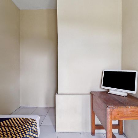 Spot On 92832 Al Mahira Syariah Hotel Majalengka Exterior foto